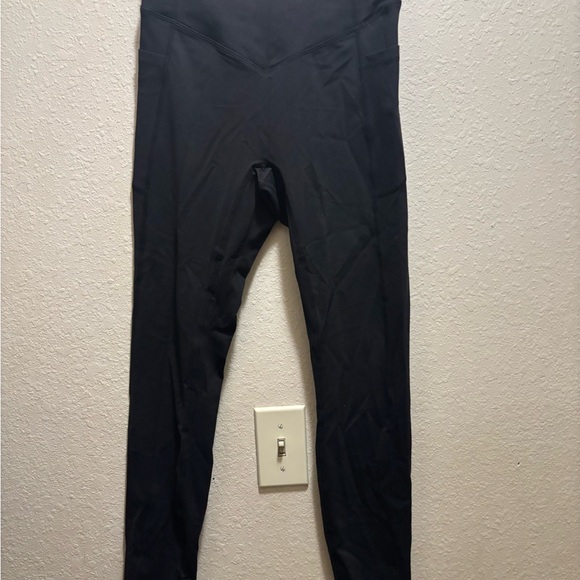 HALARA Pants - Halara Butt Cinch High Waist Full Length Leggings Black Small NWOT